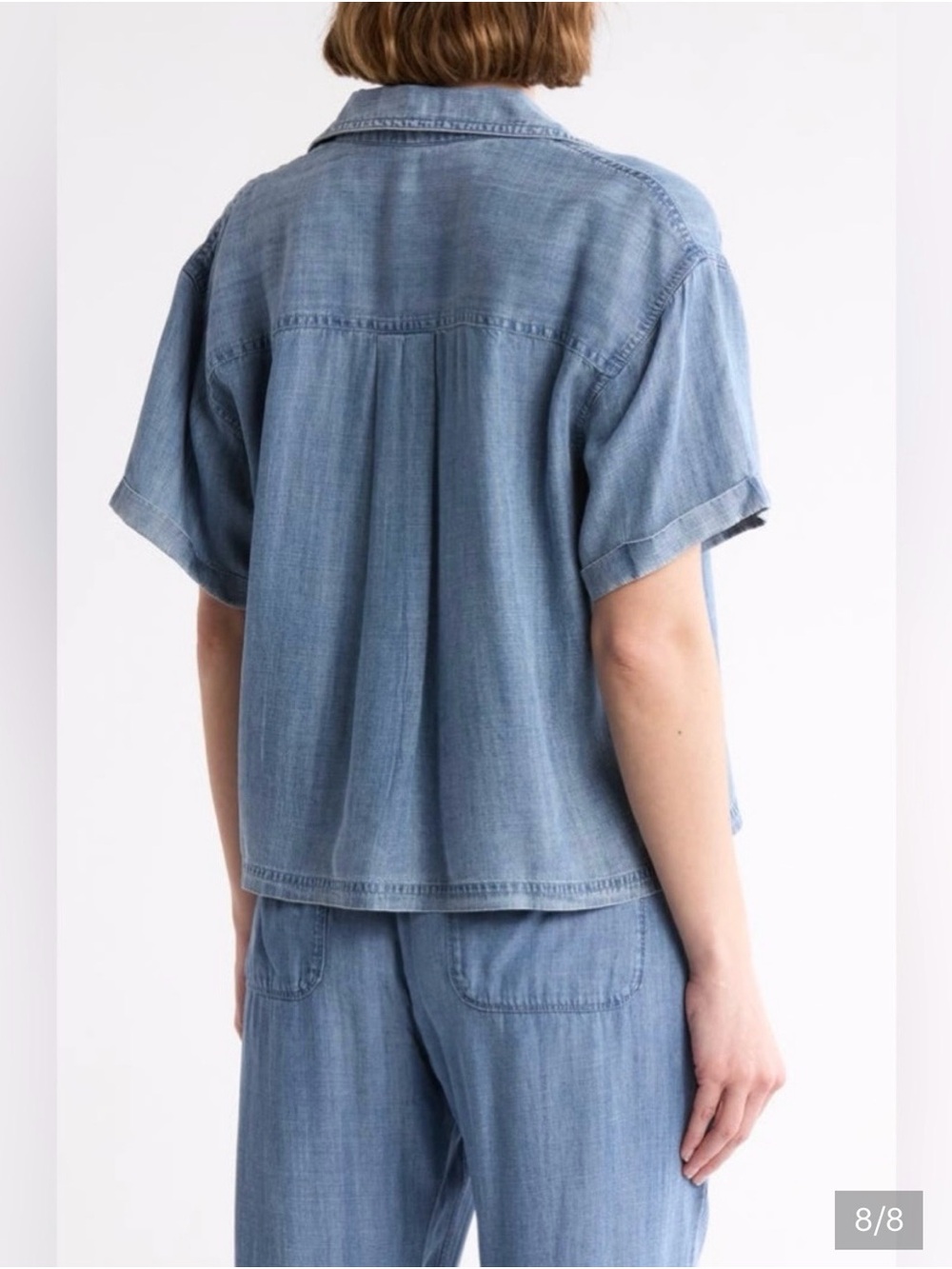 Splendid Chambray Polo Lyocell Denim Look V-Neck Blouse Top Size Medium - Picture 3 of 6